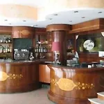Hotel City