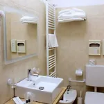Hotel City