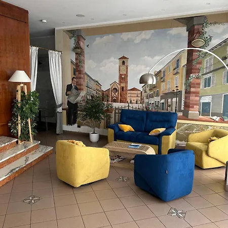 Hotel City 3* Кивассо