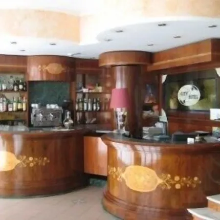 Hotel City