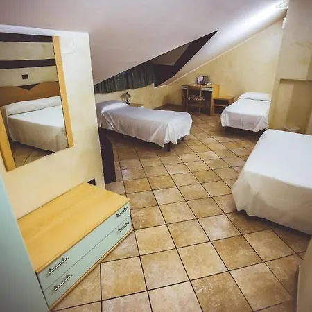 Hotel City Кивассо