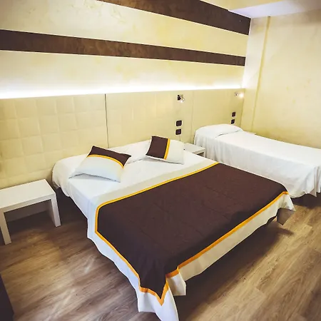 Hotel City Кивассо