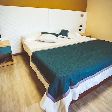 Hotel City 3* Кивассо