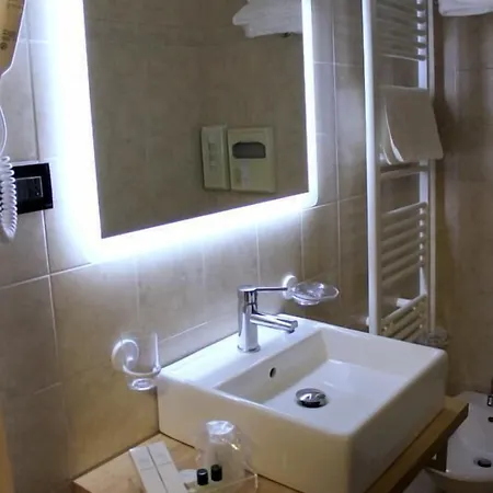 Hotel City Отель