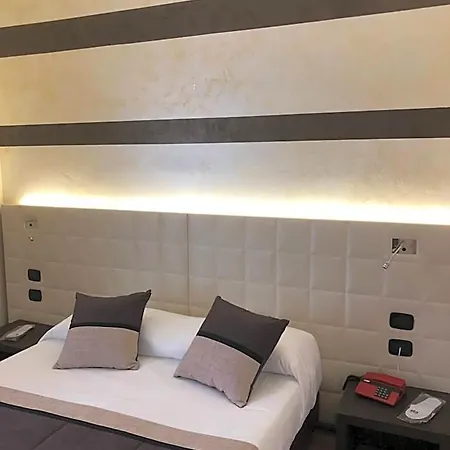 Hotel City Hotel 3*