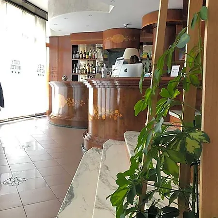 Hotel Hotel City