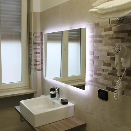 Hotel City Отель 3*