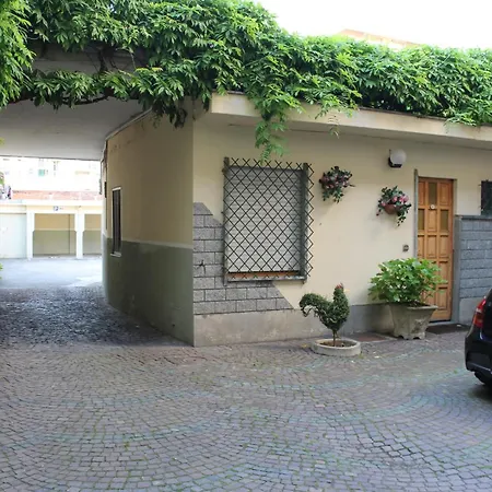 Hotel City 3* Кивассо