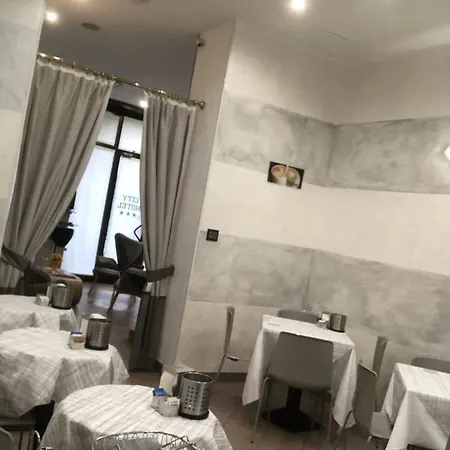 Hotel City Hotel