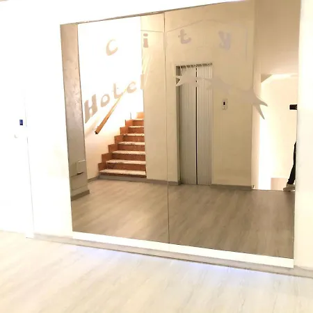 Hotel City 3* Кивассо