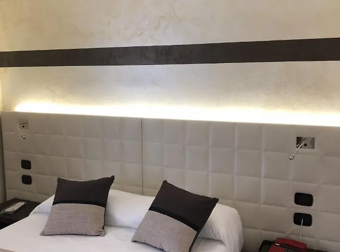 Hotel City